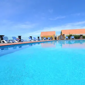 Couette-café Residencial Farol ***